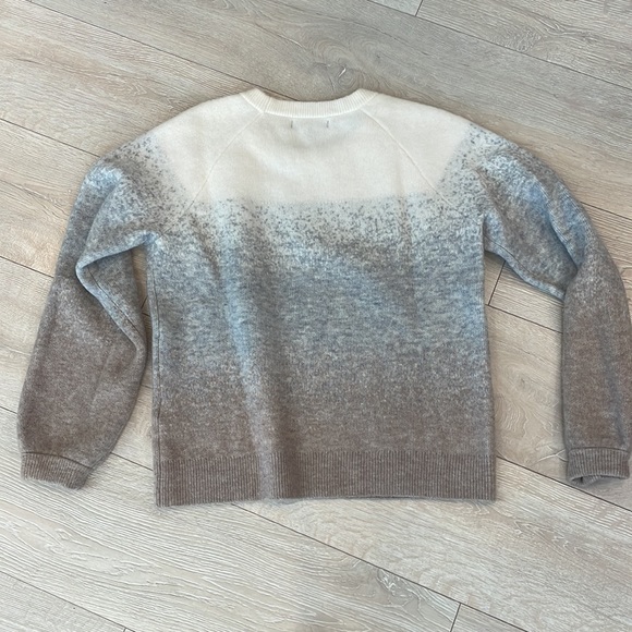 Banana Republic aire ombre sweater - Picture 3 of 5
